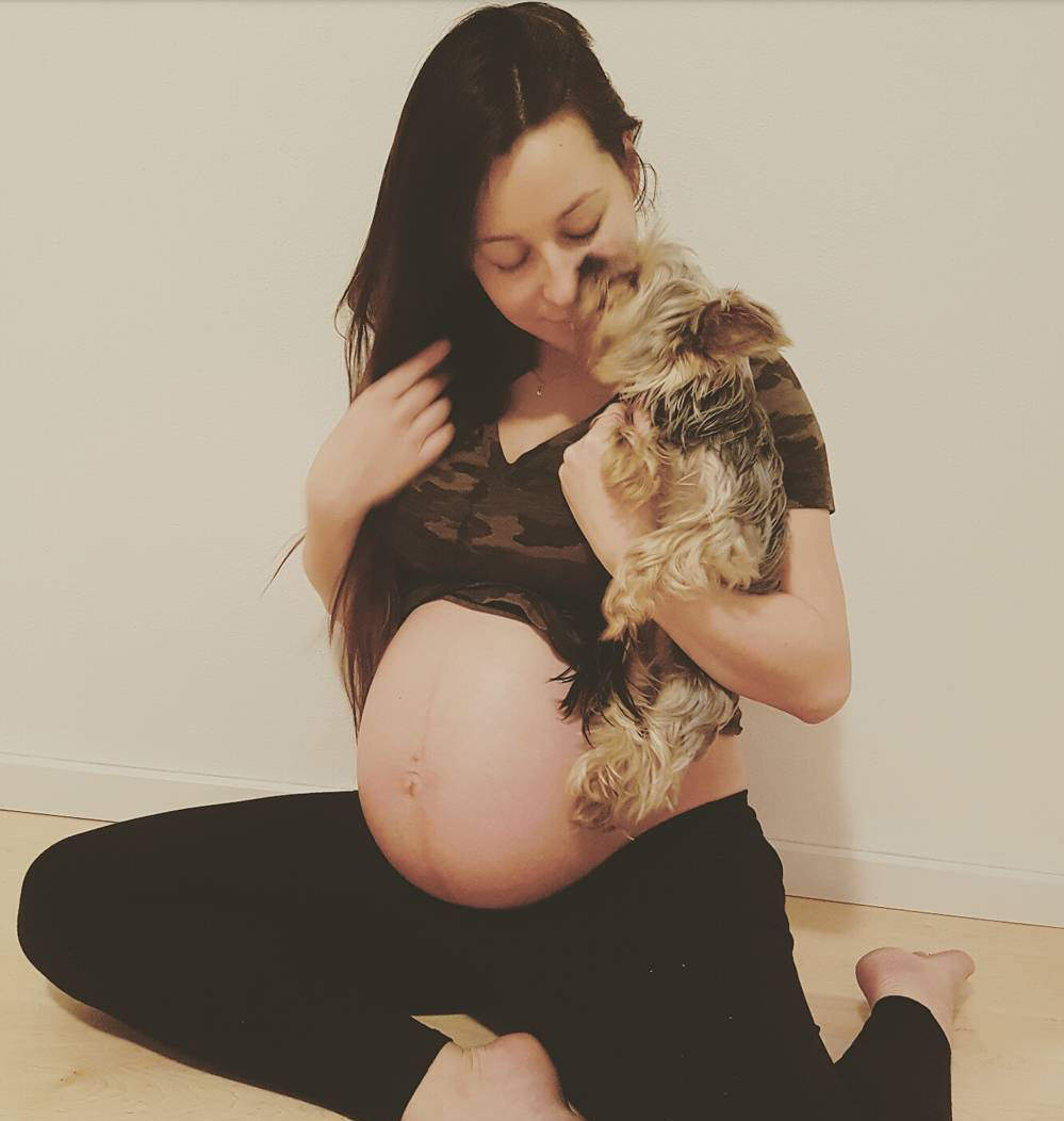 Ashley Leggat Nackt. Foto - 10