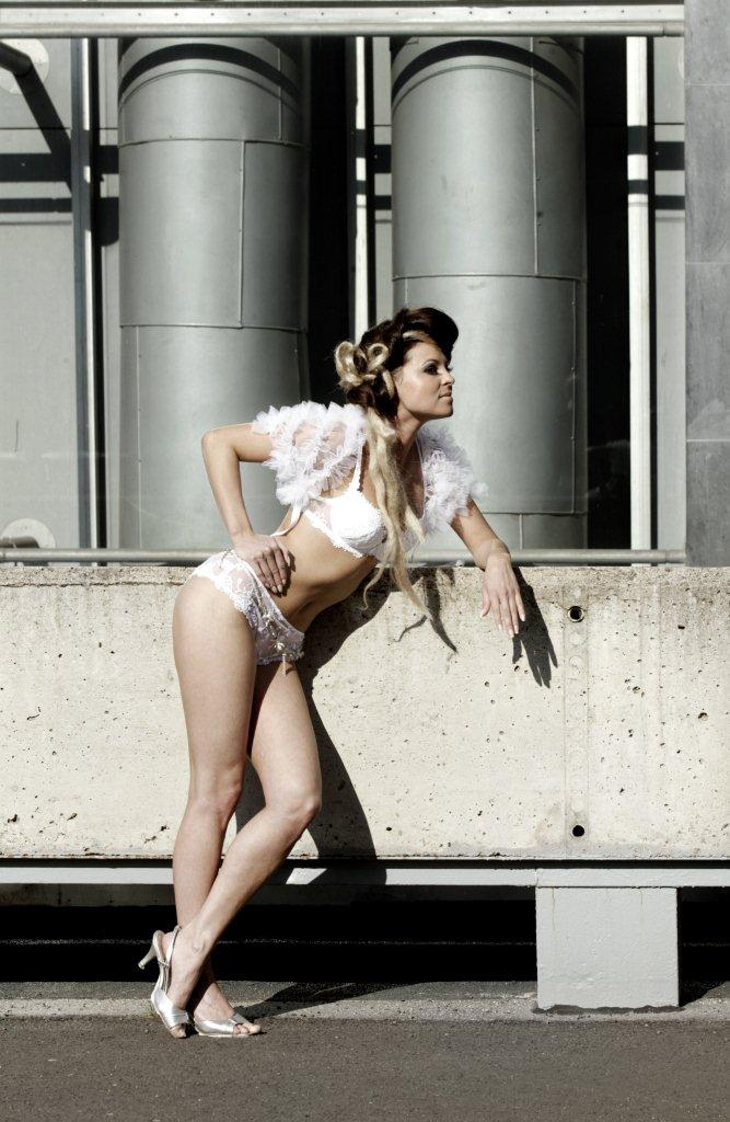 Bětka Stanková nahá. Foto - 4