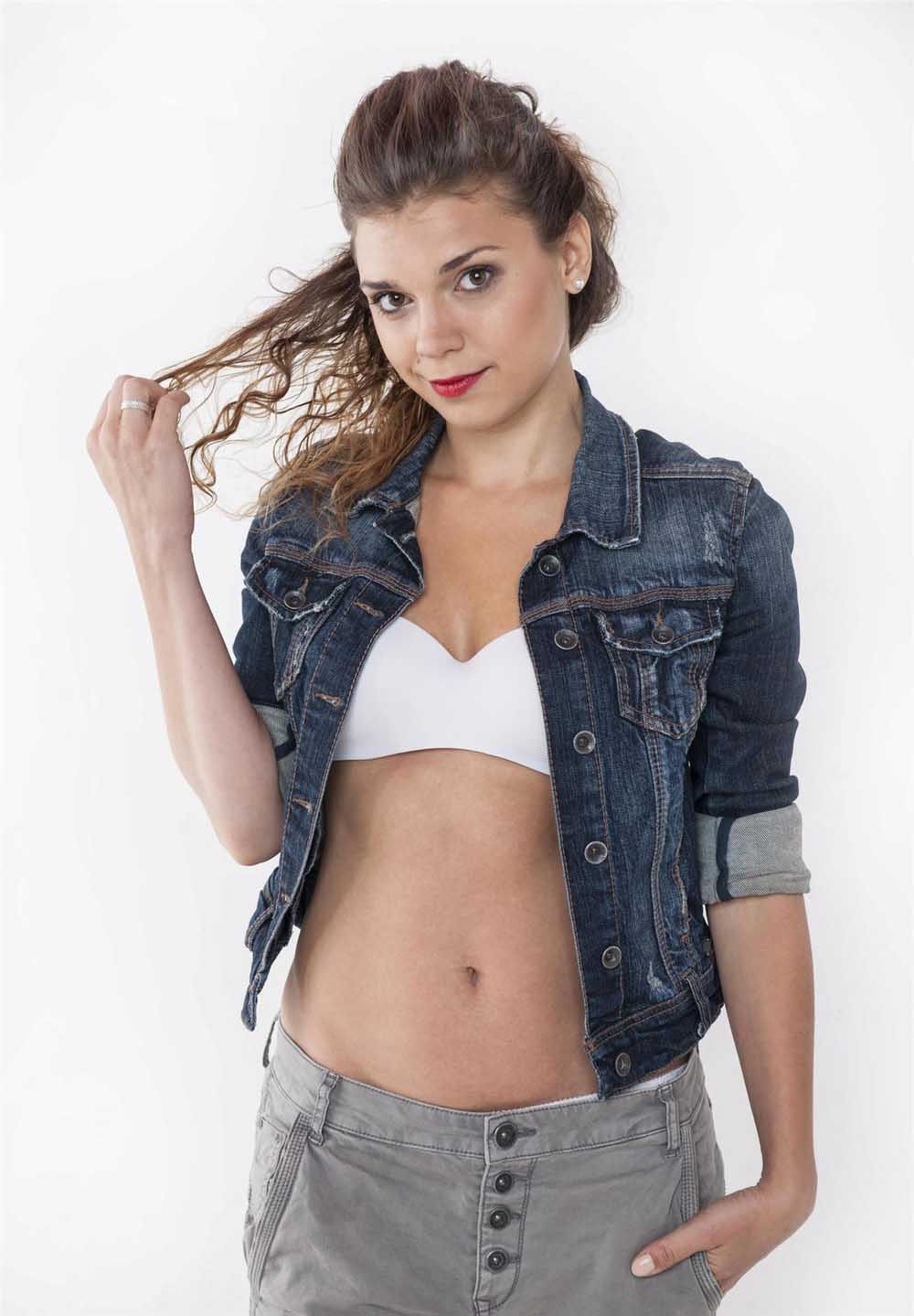 Denisa Pfauserová nahá. Foto - 3