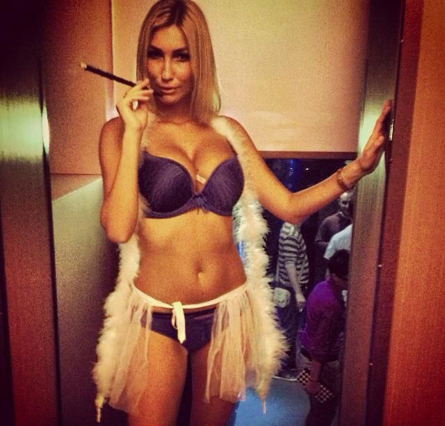 Dominika Mesarošová nahá. Foto - 4
