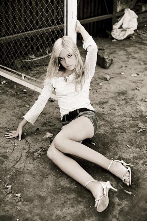 Dominika Myslivcová nahá. Foto - 7