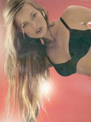 Helena Houdová nahá. Foto - 13
