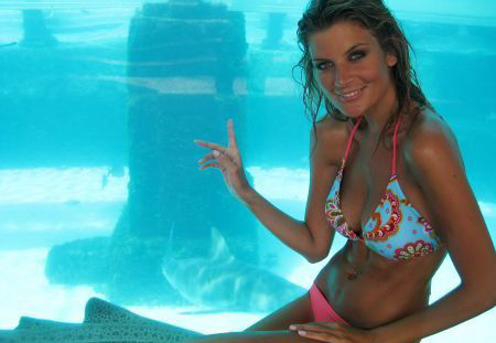 Iveta Lutovská nahá. Foto - 8