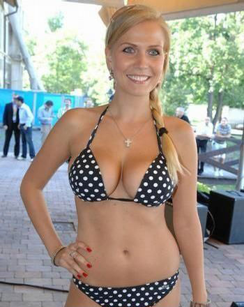 Michaela Ochotská nahá. Foto - 2