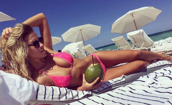 Veronika Kopřivová nahá. Foto - 3