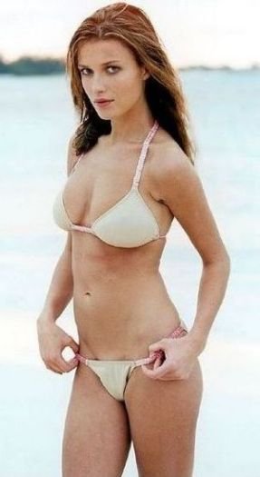 Veronika Vařeková nahá. Foto - 9