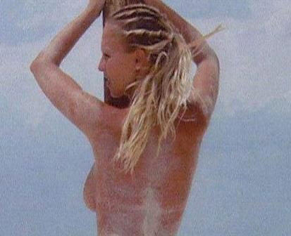 Zuzana Belohorcová nahá. Foto - 14