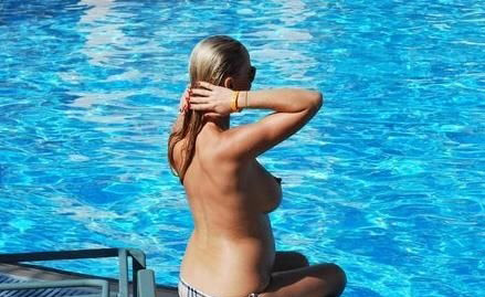Zuzana Belohorcová nahá. Foto - 19