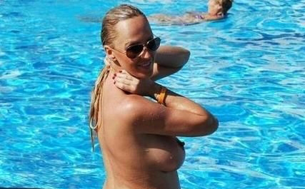 Zuzana Belohorcová nahá. Foto - 31