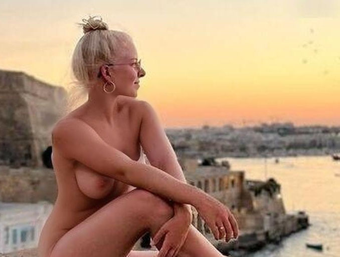 Jette Nietzard Nackt. Foto - 24