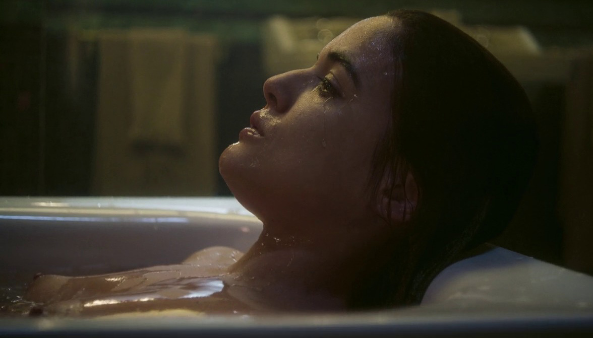 Adriana Ugarte Desnuda. Foto - 12