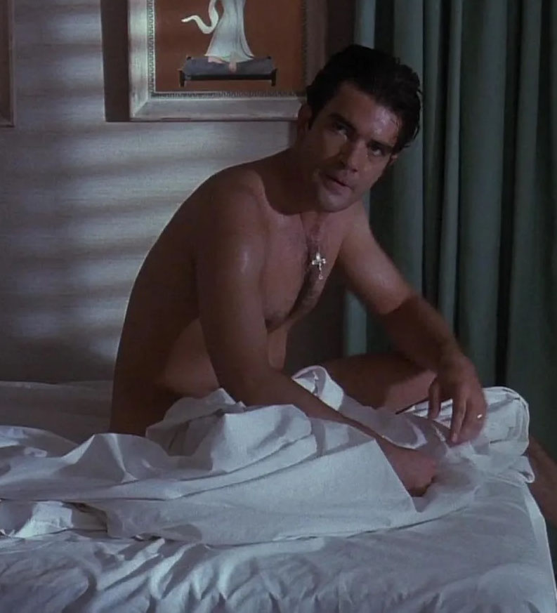 Antonio Banderas Nackt und Sexy.
