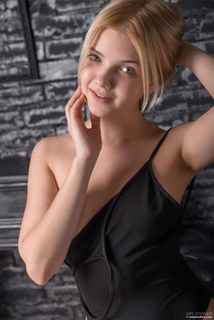 Victoria Sokolova Desnuda. Foto - 165
