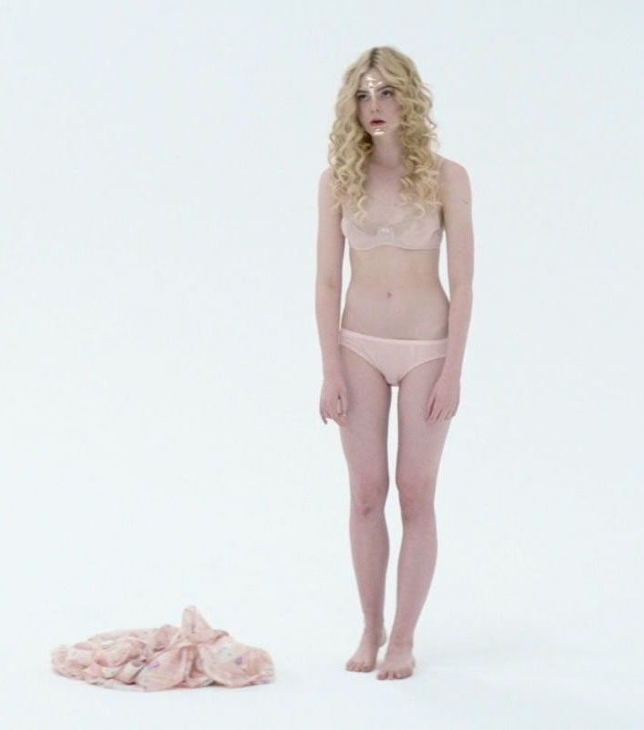 Elle Fanning Nackt. Foto - 1