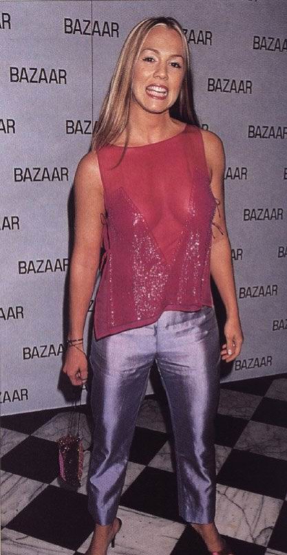 Jennie Garth Nude. Photo - 8