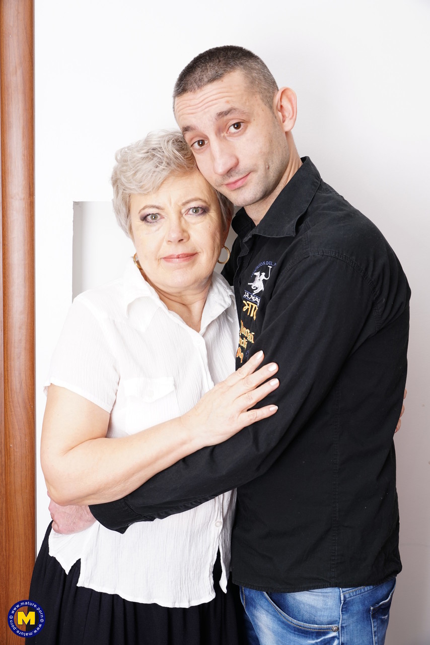 Reife Frauen und Omas. Galerie - 1402. Foto - 1