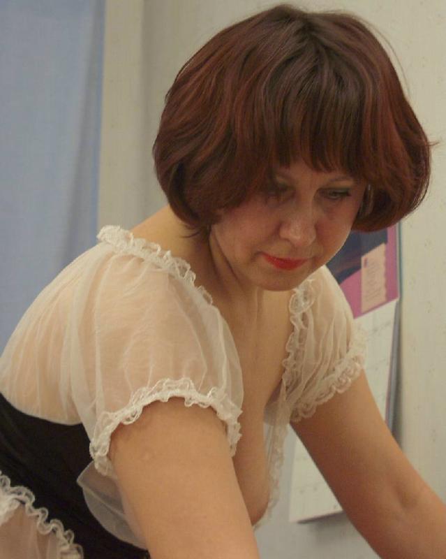 Mature women and grannies. Gallery - 165. Photo - 2
