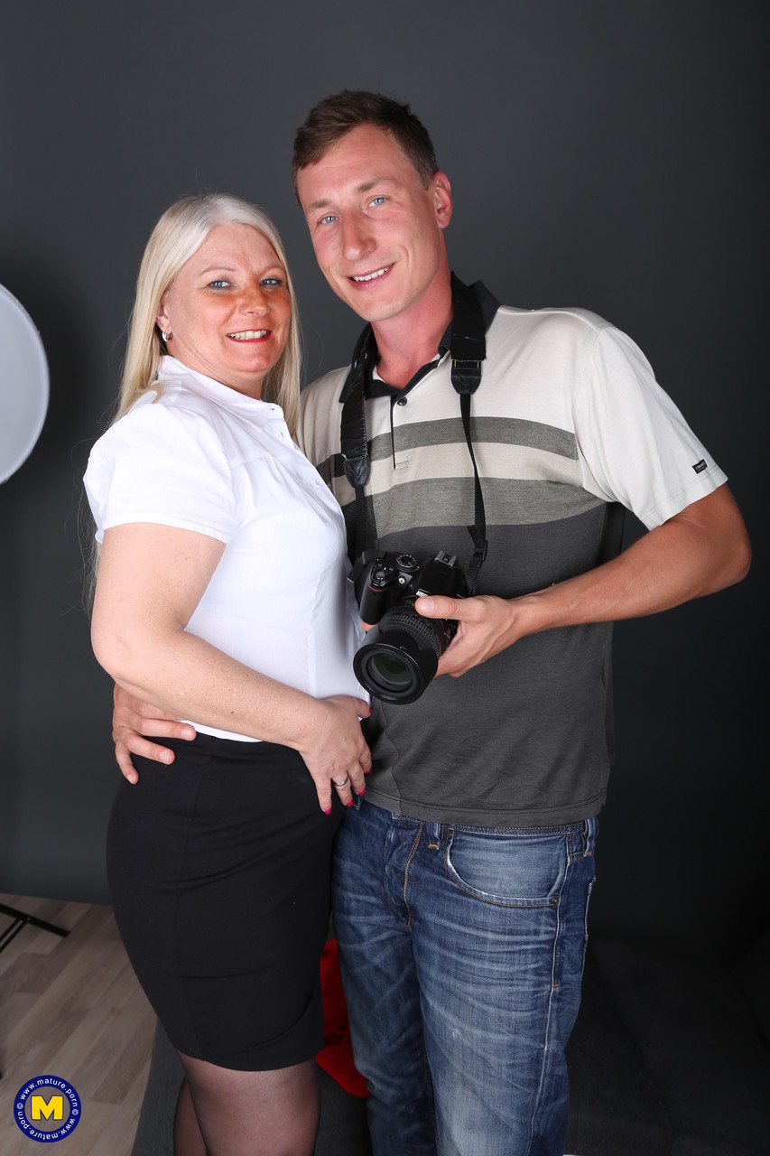 Mature women and grannies. Gallery - 2668. Photo - 7