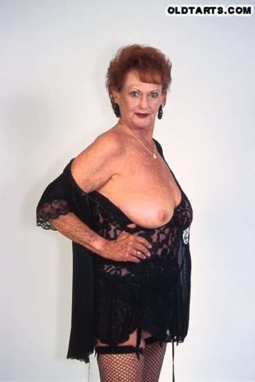 Reife Frauen und Omas. Galerie - 372. Foto - 2