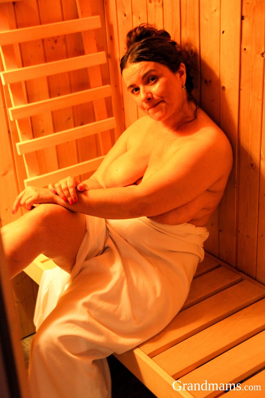 Reife Frauen und Omas. Galerie - 5920. Foto - 1