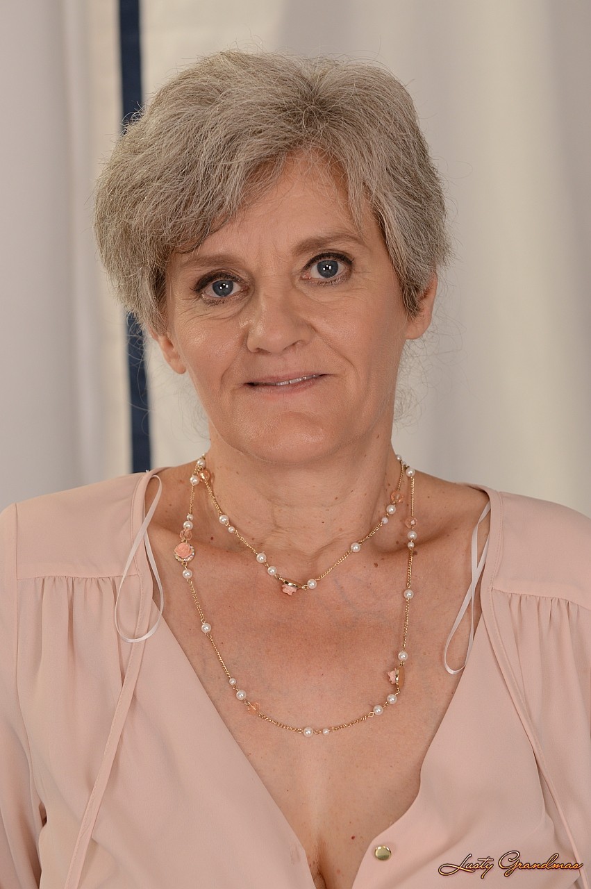 Reife Frauen und Omas. Galerie - 7448. Foto - 1