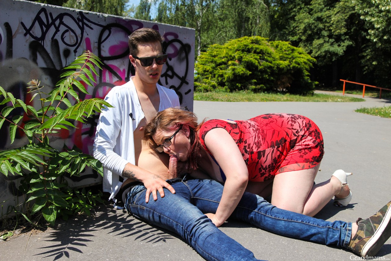 Reife Frauen und Omas. Galerie - 7570. Foto - 4