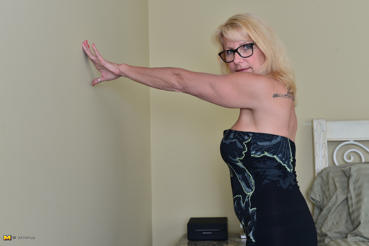 Reife Frauen und Omas. Galerie - 7786. Foto - 1