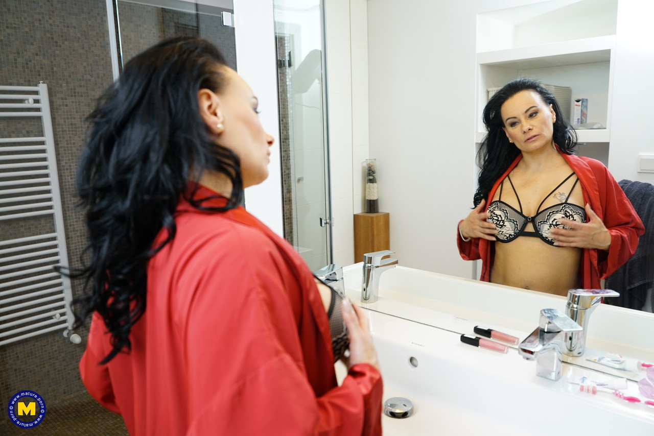 Reife Frauen und Omas. Galerie - 8282. Foto - 3