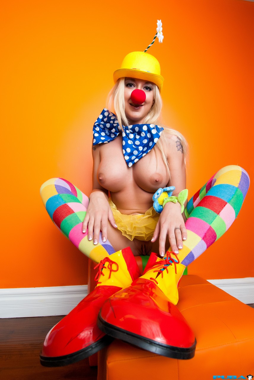 Reife Frauen und Omas. Galerie - 8361. Foto - 8
