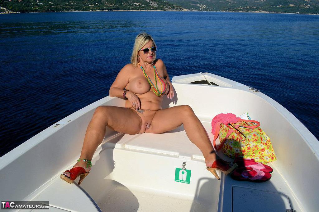 Reife Frauen und Omas. Galerie - 8491. Foto - 10