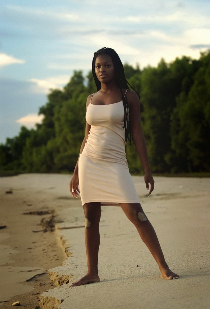 Schwarze Haut. Galerie - 6212. Foto - 1