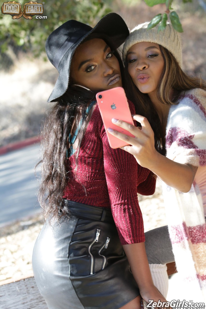 Lesben Pornos. Galerie - 6803. Foto - 5