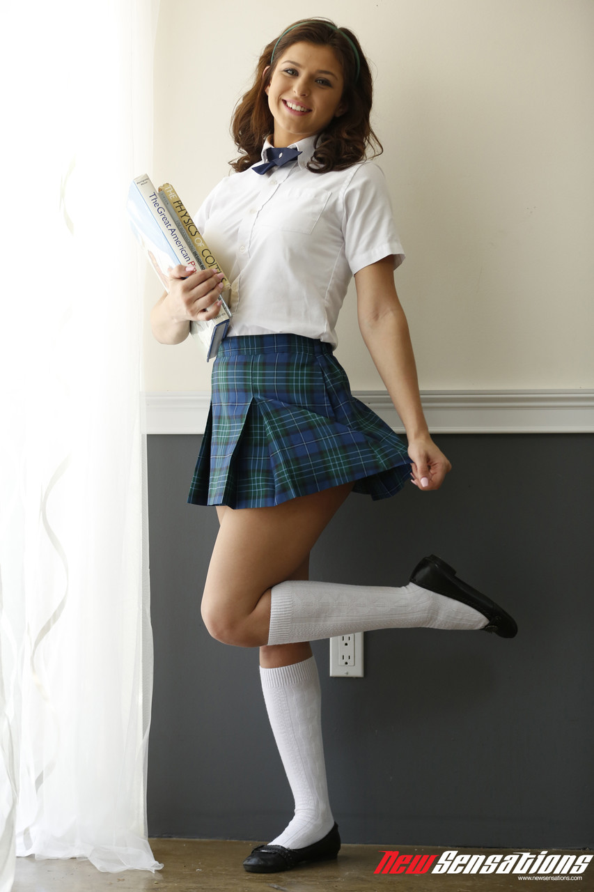 Young porn (18+). Gallery - 1264. Photo - 1