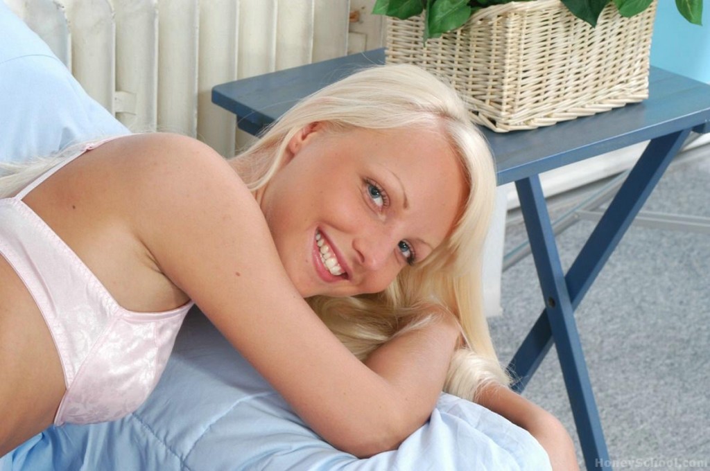 Young porn (18+). Gallery - 2183. Photo - 11