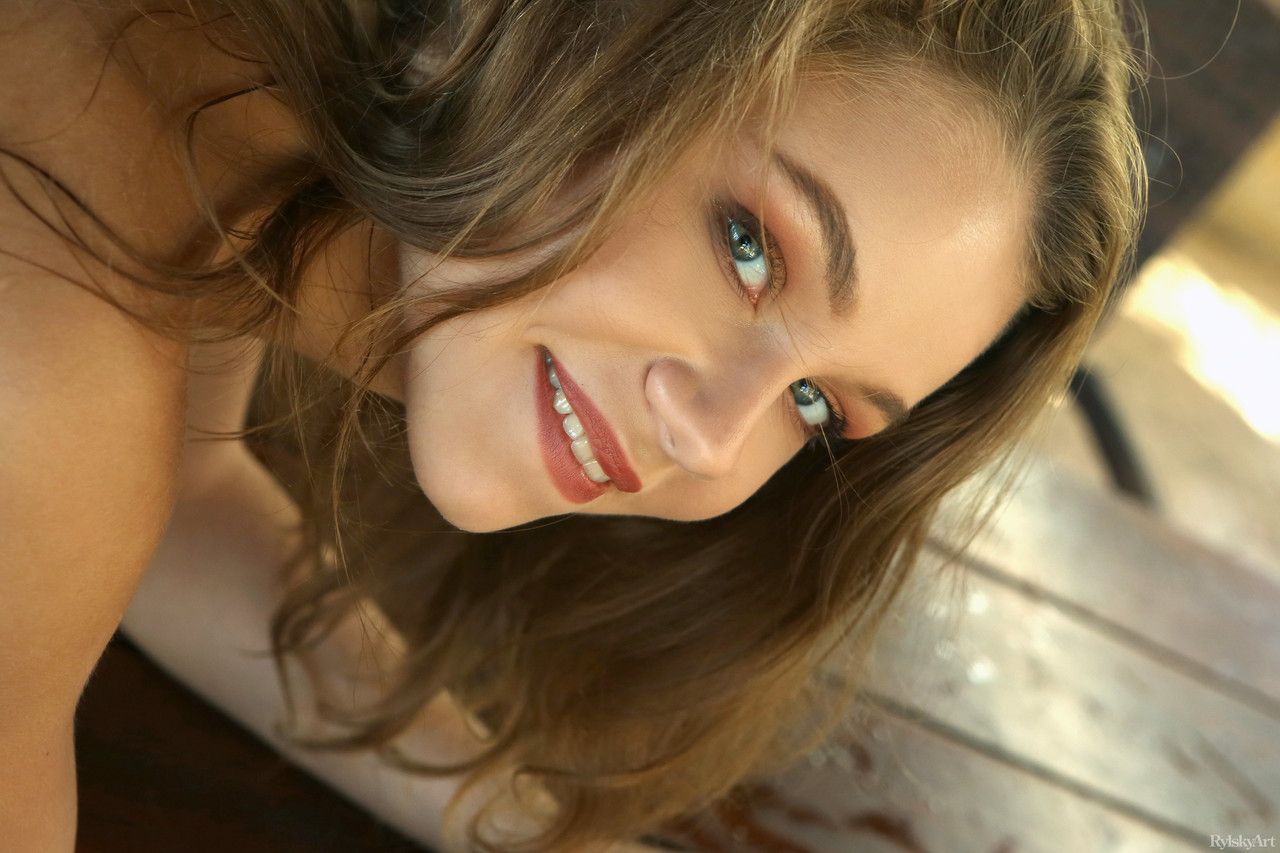 Junge Mädchen Sexbilder. Galerie - 4296