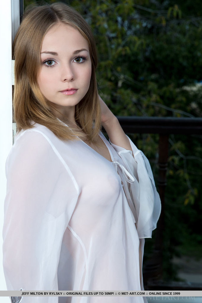 Młode dziewczyny 18+. Galeria - 5736. Zdjęcie - 1