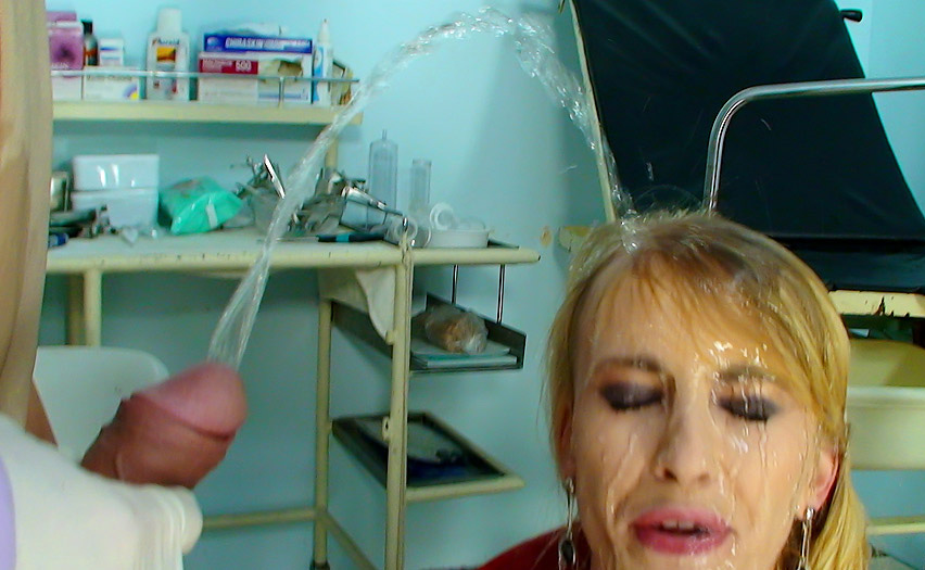 Pornobilder von Goldenem Regen und Pisse. Galerie Nummer 3124. Foto - 10
