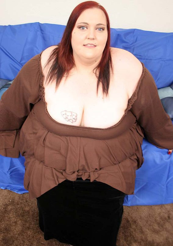Dicke Frauen. Galerie - 3007. Foto - 1