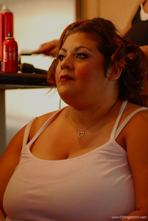 Porno Fotos mit BBW, Aufgedunsenen, Fetten und Molligen Frauen. Galerie Nummer 3421. Foto - 1