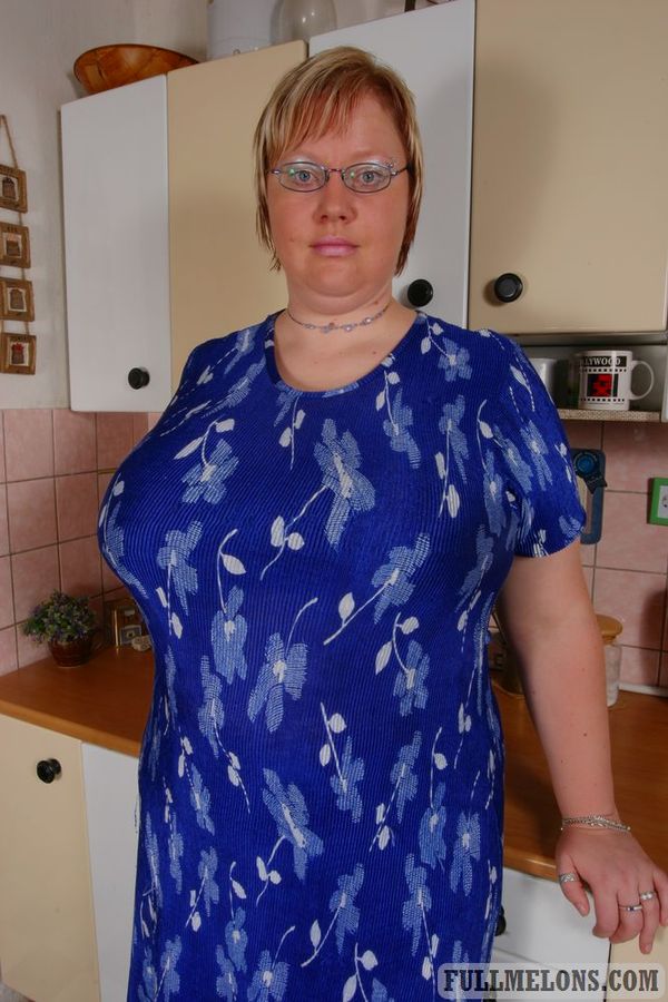 Porno Fotos mit BBW, Aufgedunsenen, Fetten und Molligen Frauen. Galerie Nummer 3448. Foto - 1